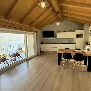 Holidays - Casa Artemio , Bellano Italia